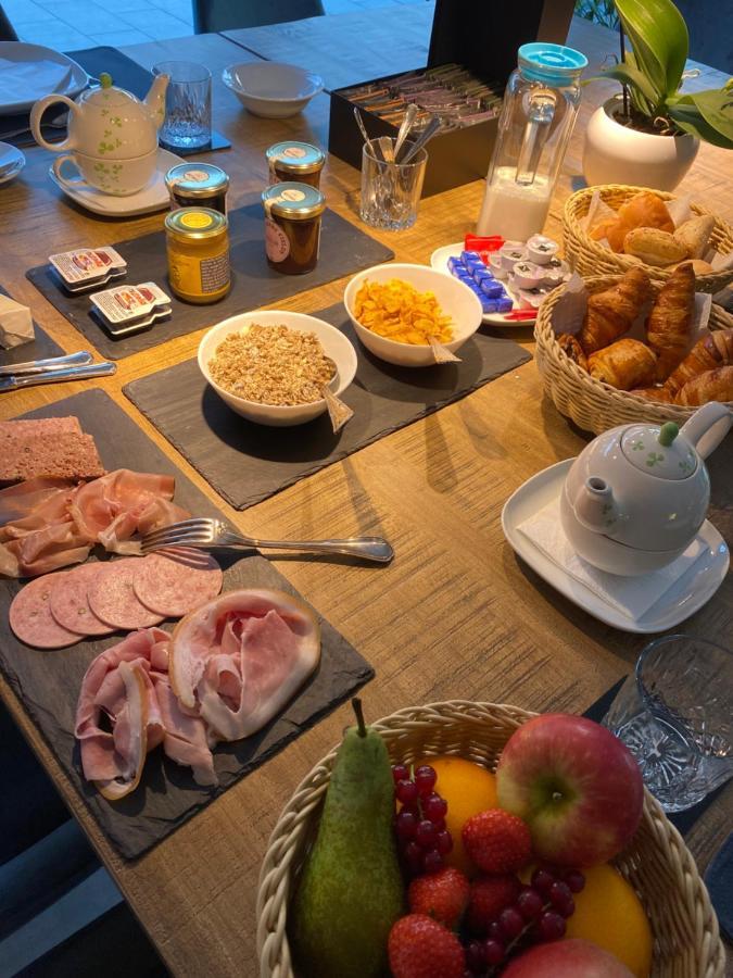 Beukenhouse Bed & Breakfast Drogenbos ภายนอก รูปภาพ